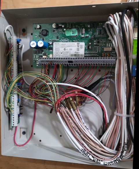 Alarm Control Panel with expanders